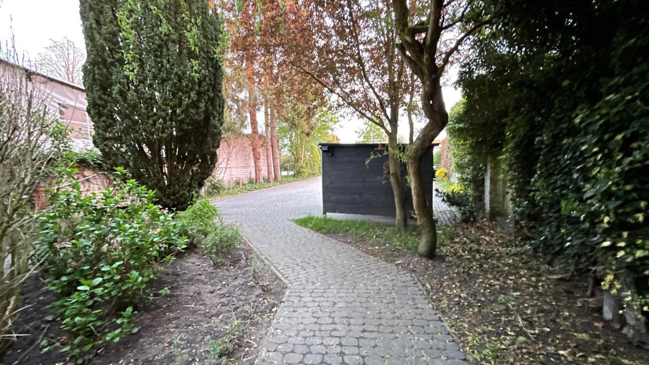 Geraeumiges City-Apartment Mit 2 Badezimmer Und Parkplaetzen D46-Og Oldenburg Exteriör bild