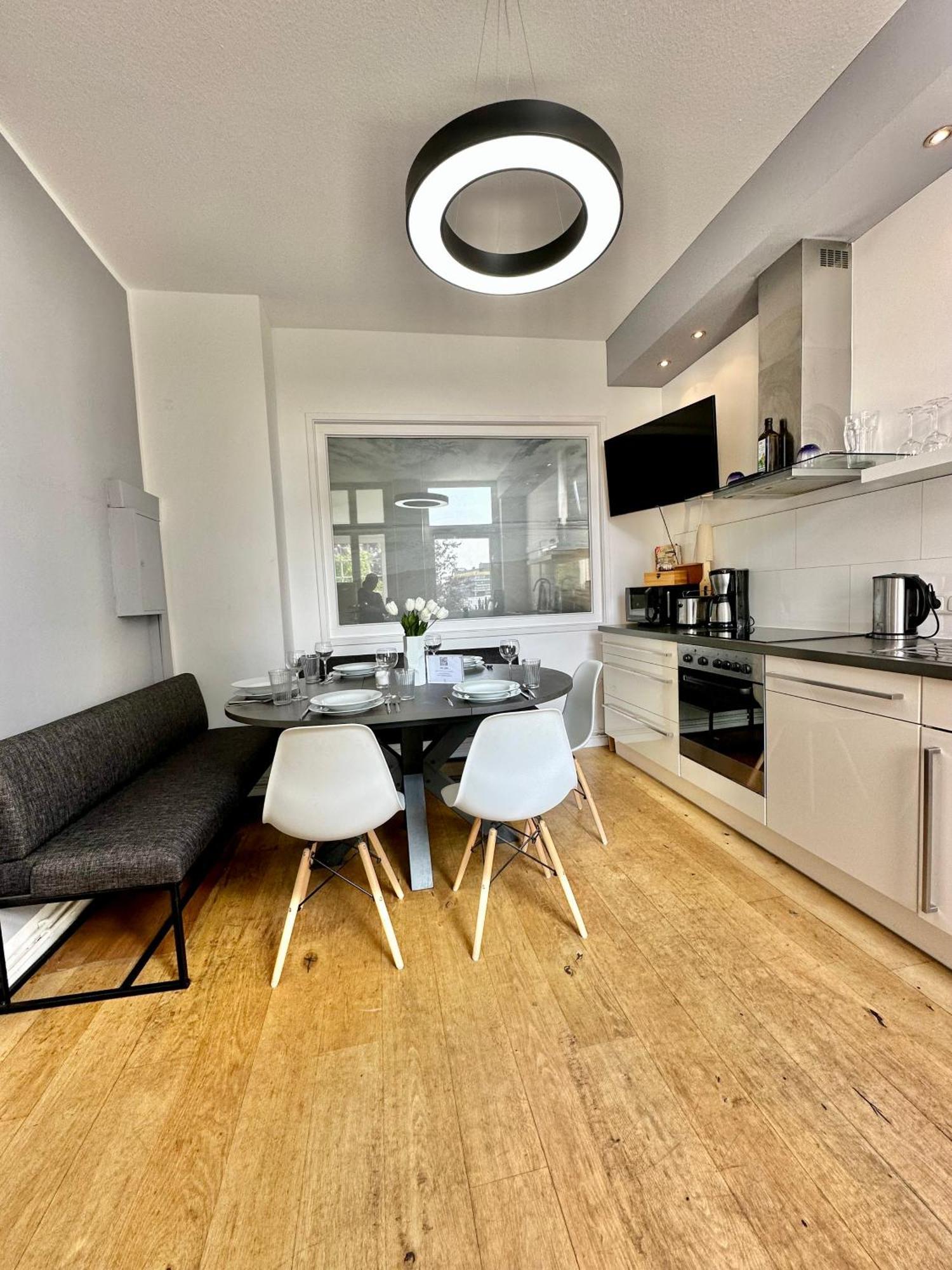 Geraeumiges City-Apartment Mit 2 Badezimmer Und Parkplaetzen D46-Og Oldenburg Exteriör bild