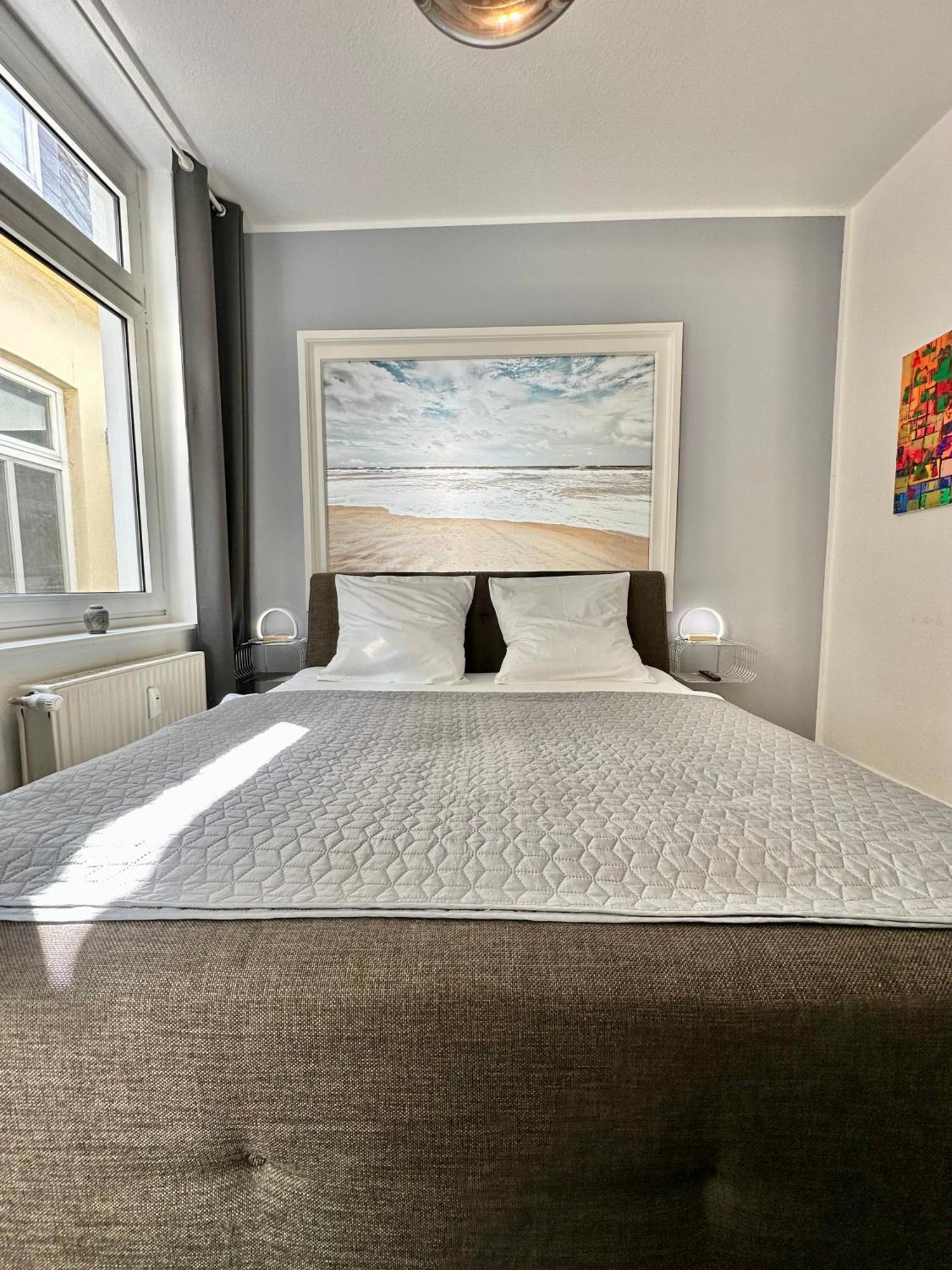 Geraeumiges City-Apartment Mit 2 Badezimmer Und Parkplaetzen D46-Og Oldenburg Exteriör bild