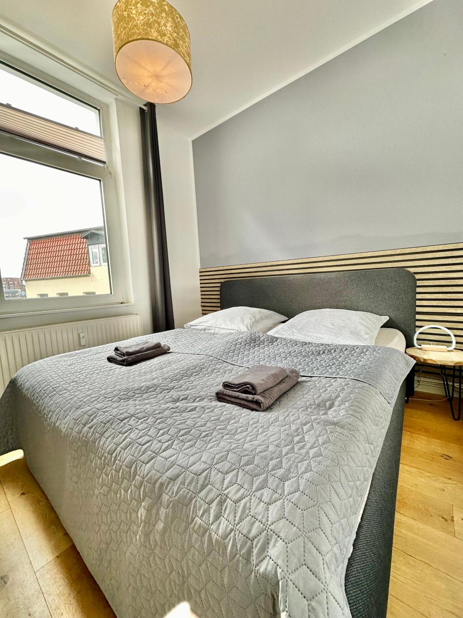 Geraeumiges City-Apartment Mit 2 Badezimmer Und Parkplaetzen D46-Og Oldenburg Exteriör bild