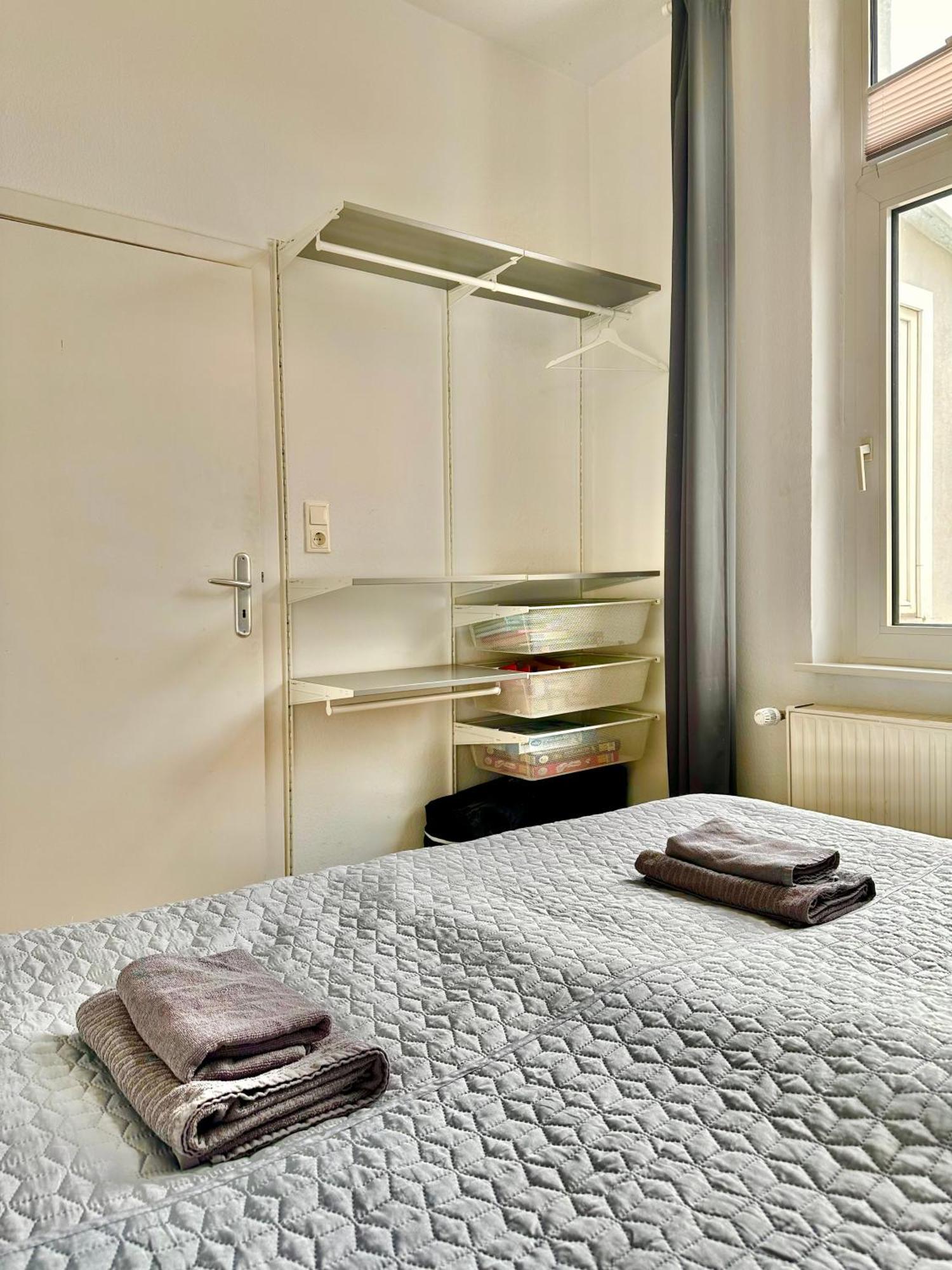 Geraeumiges City-Apartment Mit 2 Badezimmer Und Parkplaetzen D46-Og Oldenburg Exteriör bild